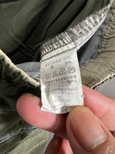Load image into Gallery viewer, PIKO Hawaiian Cargo Short JKA187
