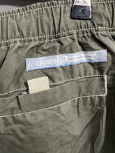 Load image into Gallery viewer, PIKO Hawaiian Cargo Short JKA187
