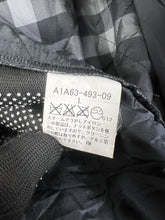 Load image into Gallery viewer, Burberry London Polyester Coat (L) GTMP211
