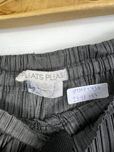 Load image into Gallery viewer, Pleats Please ISSEY MIYAKE Straight Legs Pant GTMPT735
