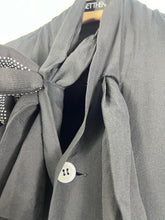 Load image into Gallery viewer, Y&#39;s Yohji Yamamoto Tie-Neck Silk Shirt GTMP199
