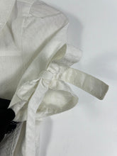 Load image into Gallery viewer, R.E.D. Valentino Ribbon Shirt (40) GTMP197
