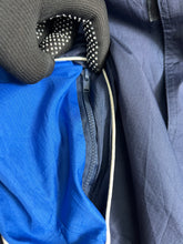 Load image into Gallery viewer, Vintage UMBRO Windbreaker Jacket (S) JKA196
