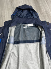 Load image into Gallery viewer, Vintage UMBRO Windbreaker Jacket (S) JKA196
