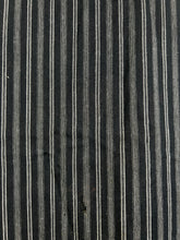Load image into Gallery viewer, COMME des GARÇONS robe de chambre Striped Sleeveless Blouse GTMP101
