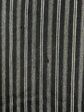 Load image into Gallery viewer, COMME des GARÇONS robe de chambre Striped Sleeveless Blouse GTMP101
