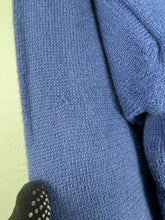 Load image into Gallery viewer, Vintage Burberry&#39;s Embroidery Knit Sweater (38) GTMP216
