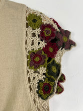 Load image into Gallery viewer, Jocomomola Embroidery Floral Knit Blouse (40) GTMP215
