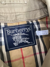 Load image into Gallery viewer, Vintage Burberry&#39;s Nova Check Trench Coat (L) GTMPT575
