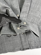 Load image into Gallery viewer, VERSACE Jeans Signature Button-Up Shirt (M) GTMP224
