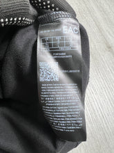 Load image into Gallery viewer, *NWT GUESS x 88RISING Graphic L/S Tee (L) GTME645
