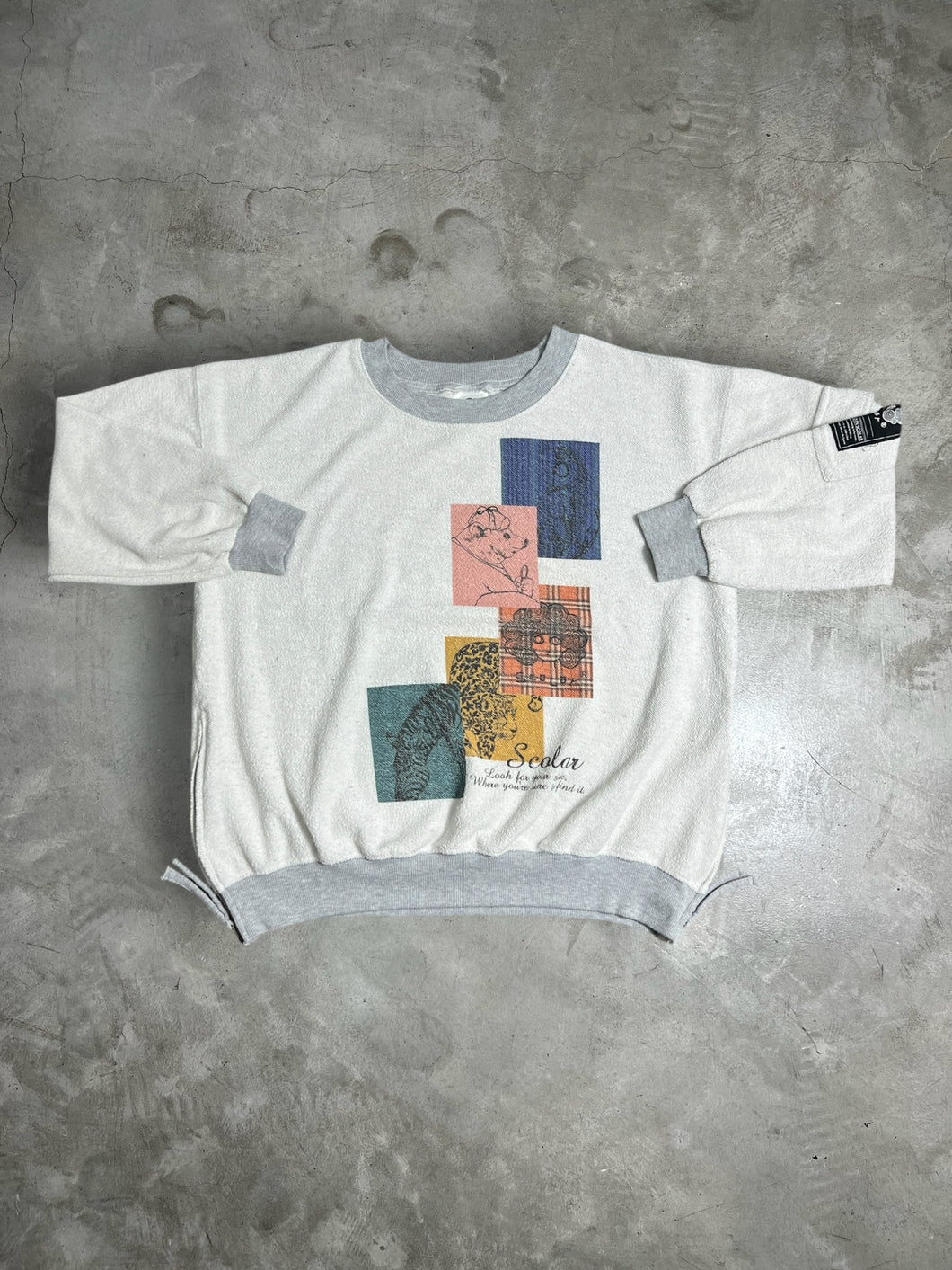 Scolar Y2K Graphic Sweatshirt (M) JKA222