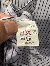 Load image into Gallery viewer, ISSEY MIYAKE IM Miyake Design Studio Striped Shirt (M) GTMP376
