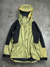 Load image into Gallery viewer, The North Face Gore-Tex Women Nylon Jacket (M) JK476
