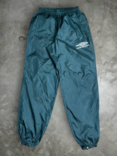 Load image into Gallery viewer, UMBRO Nylon Jogger Pant JKA224
