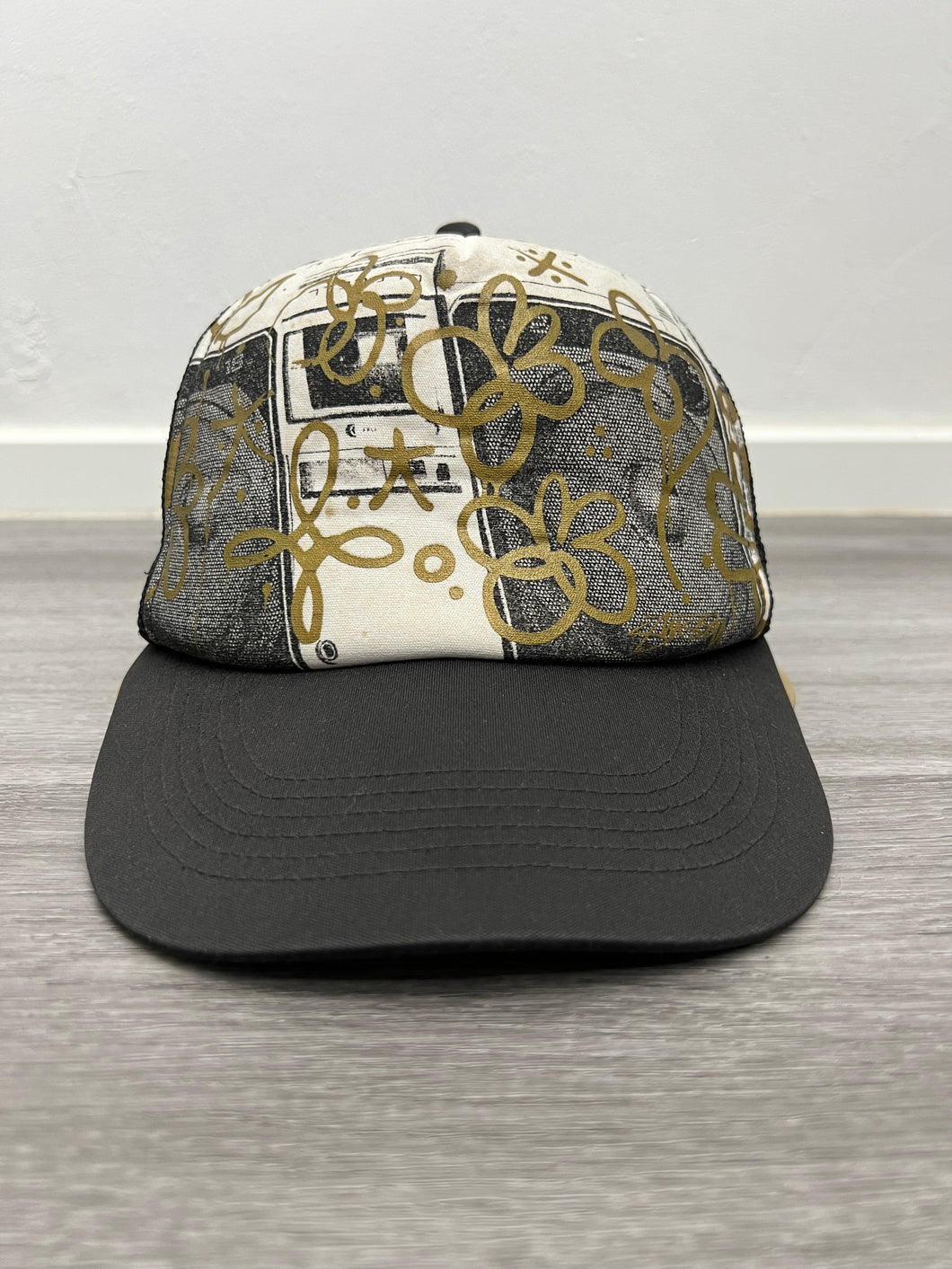 Vintage STÜSSY Graphic Trucker Cap