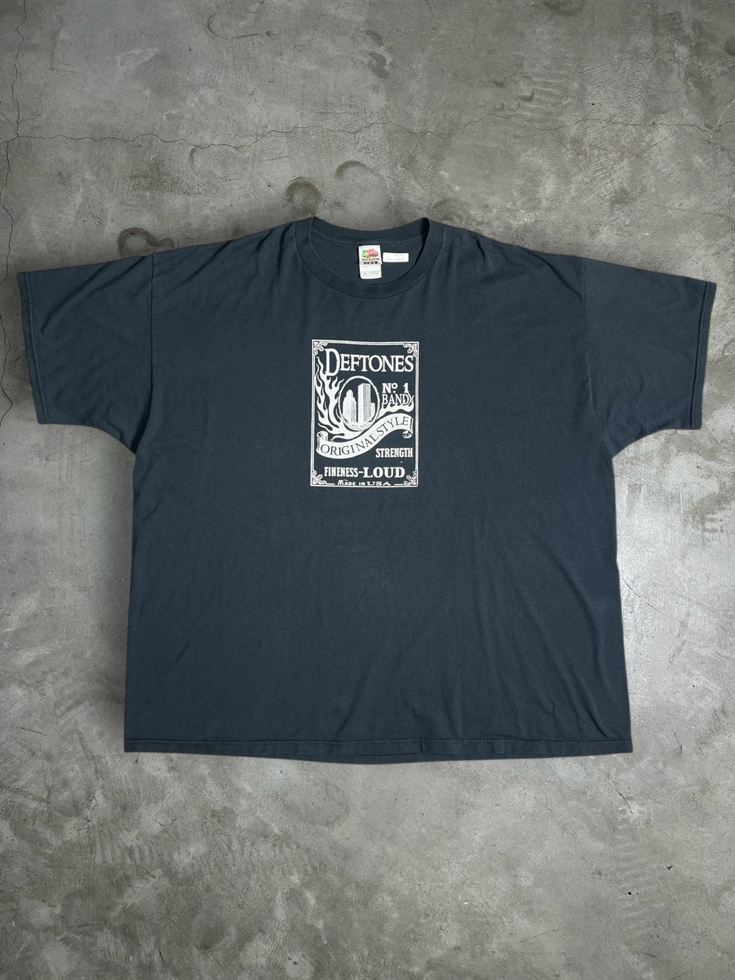 Vintage DEFTONES Jack Daniels Rip-Off Band Tee (3XL) GTME599