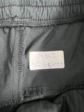 Load image into Gallery viewer, Umbro by Descente Jogger Pant JK862
