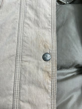 Load image into Gallery viewer, L.L.Bean Women&#39;s Down Filled Parka (M) JKA258
