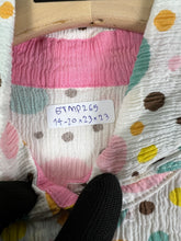 Load image into Gallery viewer, Tsumori Chisato Pearl Button Pleated Shirt (2) GTMP265
