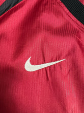 Load image into Gallery viewer, Vintage NIKE Total90 Polyester Sweatshirt (Boys L) JKA268
