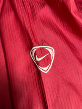 Load image into Gallery viewer, Vintage NIKE Total90 Polyester Sweatshirt (Boys L) JKA268
