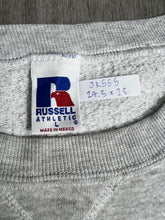 Load image into Gallery viewer, Vintage Russell Athletic Blank Sweatshirt (L) JK555
