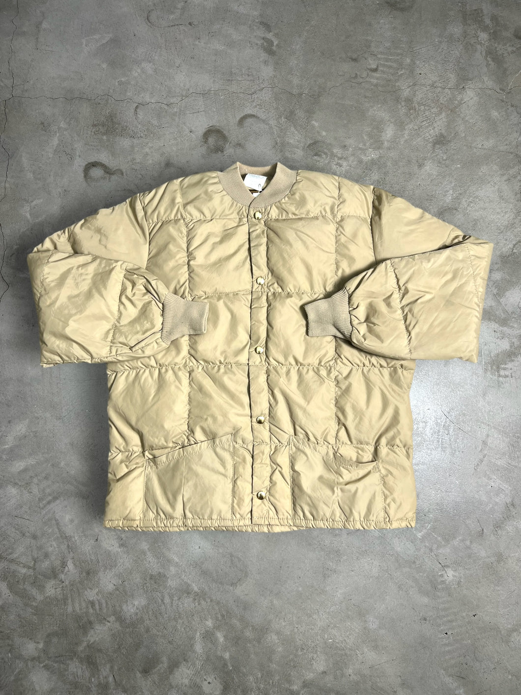 Vintage Walls Blizzard-Pruf Down Jacket (L) JKA288