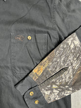 Load image into Gallery viewer, Red Head Realtree Camo Button Up Shirt (M) JKA279
