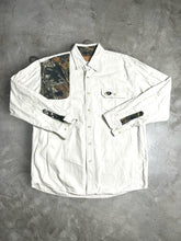 Load image into Gallery viewer, Mossy Oak Realtree Camo Button Up Shirt (L) JKA278
