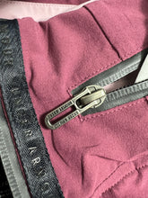 Load image into Gallery viewer, Under Armour UAStrom Jacket (M) JKA300
