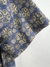 Load image into Gallery viewer, Michiko London Jeans Printed Shirt (M) GTMP025
