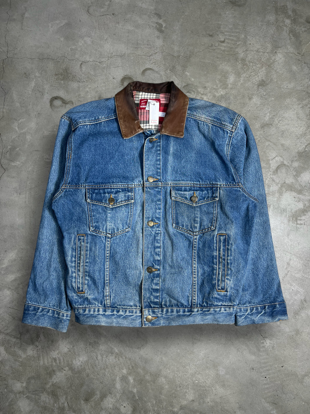 Vintage 90s Marlboro Country Store Denim Jacket (M) JK407