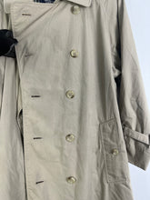 Load image into Gallery viewer, Vintage Burberrys Lined Plaid Coat GTMPT842
