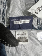 Load image into Gallery viewer, Vintage Umbro Mini Logo Half-Zip Polyester Hoodie (L) JKA011
