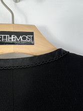 Load image into Gallery viewer, GIVENCHY HI FORMAL Cropped Jacket (14) GTMP040
