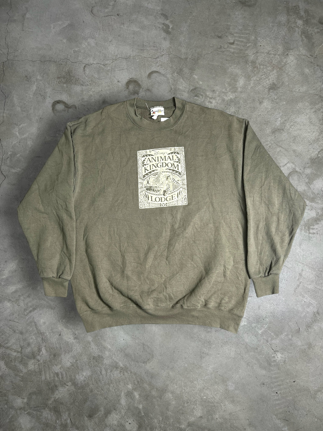 Vintage Disney Animal Kingdom Lodge Graphic Sweatshirt (L) JKA019