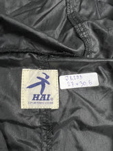 Load image into Gallery viewer, Vintage HAI Sporting Gear Half Zip Nylon Jacket (M) JK295
