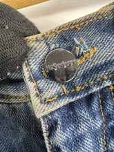 Load image into Gallery viewer, Yves Saint Laurent Jeans Straight Leg Denim GTMP045
