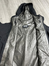 Load image into Gallery viewer, Marmot Gore-Tex Gorpcore Waterproof Jacket (L) JKA026
