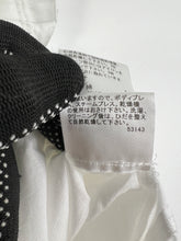 Load image into Gallery viewer, BURBERRY Black Label Sleeveless Shirt (40) GTMP141
