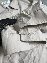 Load image into Gallery viewer, Vintage London Fog Full Zip Light Jacket (44) JKA416
