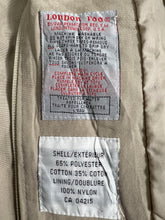 Load image into Gallery viewer, Vintage London Fog Full Zip Light Jacket (44) JKA416
